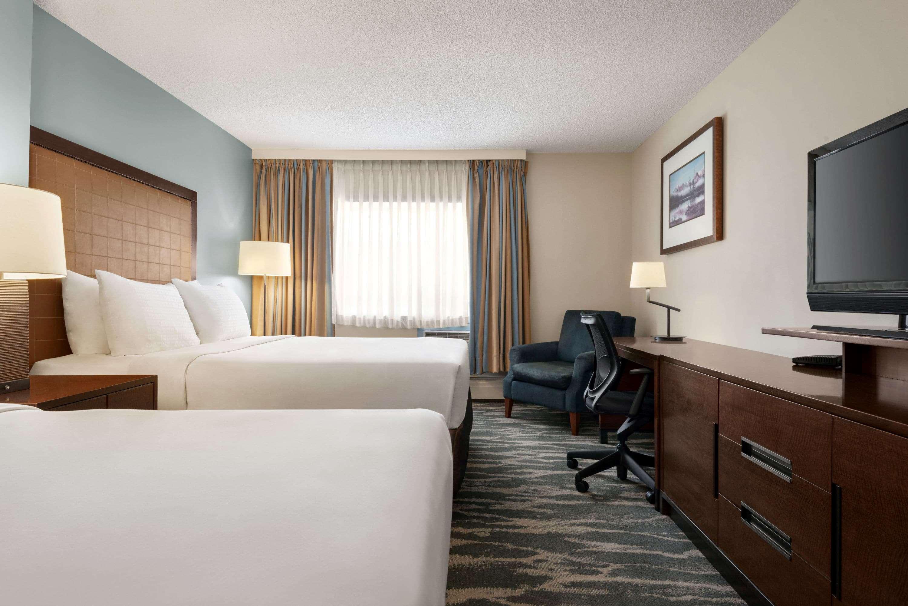 Travelodge By Wyndham Calgary South Екстер'єр фото